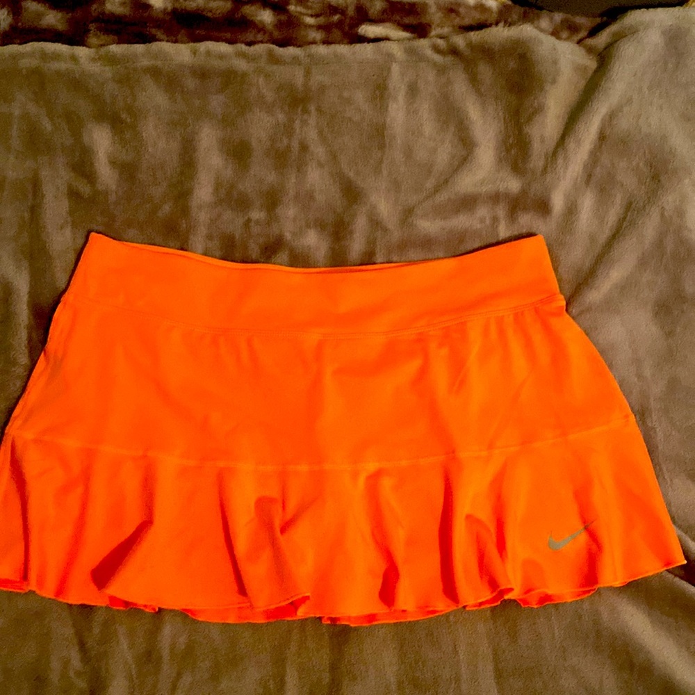 Nike large tennis skirt. Beautiful light coral color